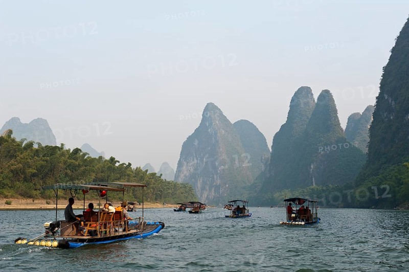 Simple rafts on the river