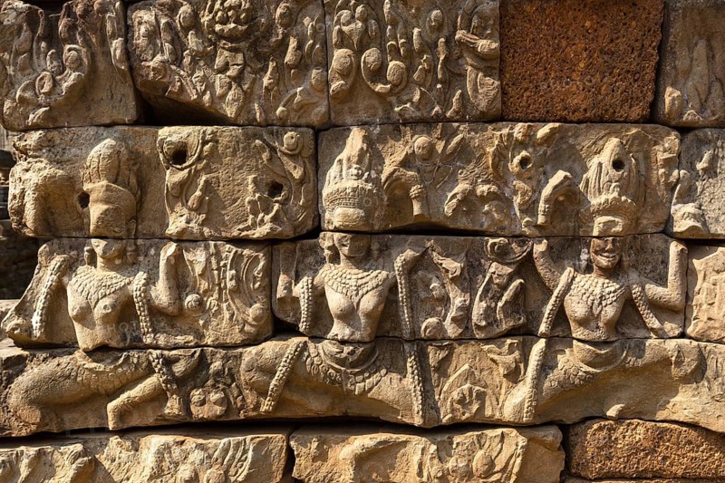 Dancing Apsaras