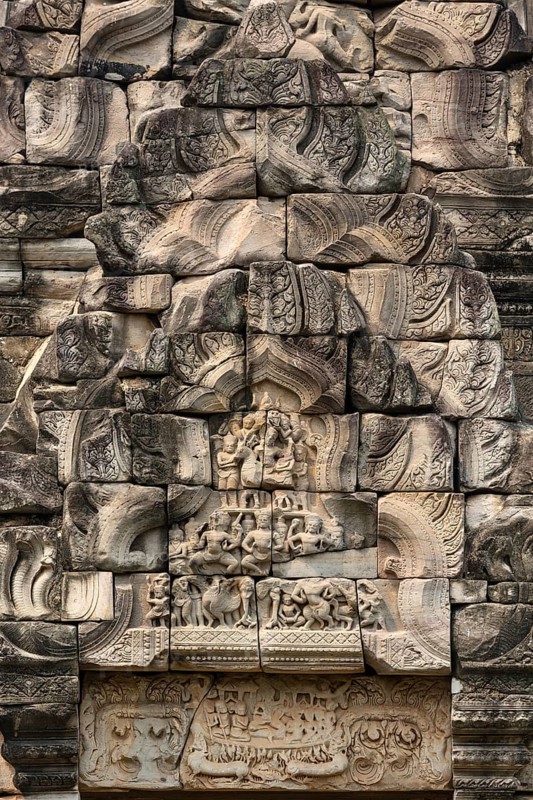 Sandstone relief at the eastern entrance