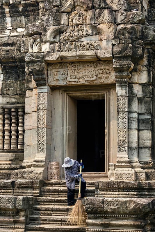 Sandstone relief at the eastern entrance