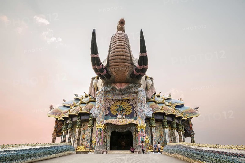Bridge to the entrance of the Elephant Temple Thep Wittayakhom Vihara