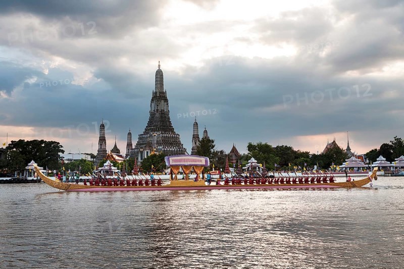 Anekchatbhuchongse royal barge