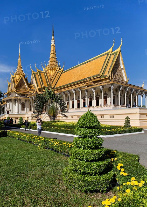 Throne hall