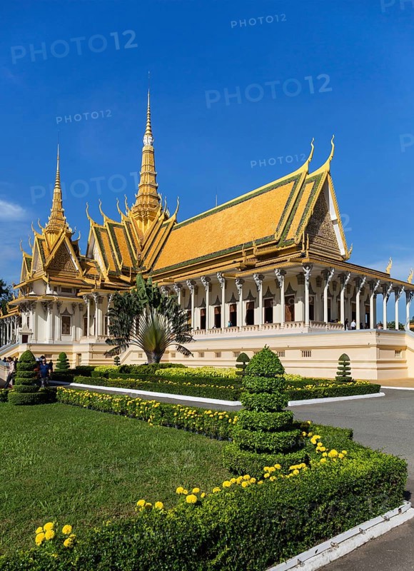 Throne hall