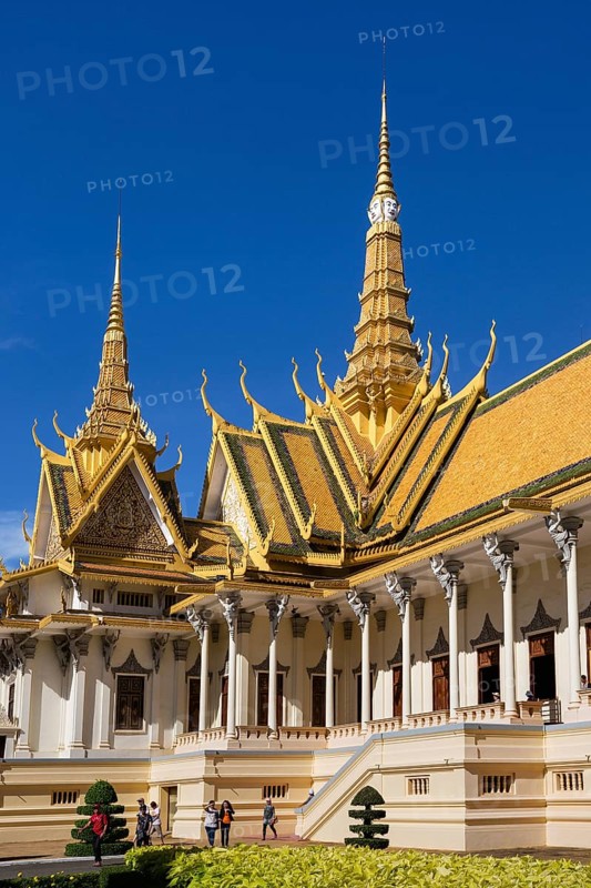 Throne hall
