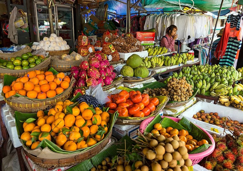 Fruit stall on the Khan Daun Penh market in Phnom