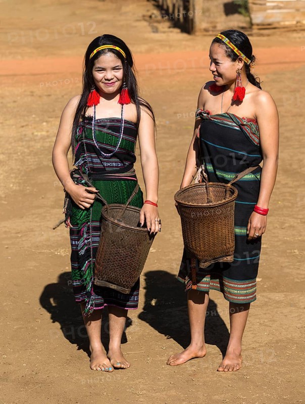 Phnong women in traditional costume