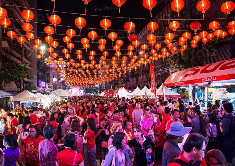 Red chinese lanterns in crowded Yaowarat Road