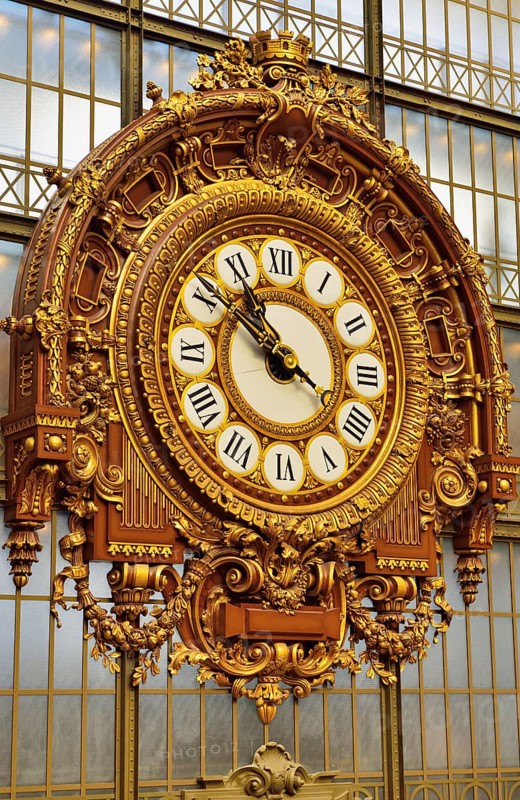 Belle Epoque train station clock