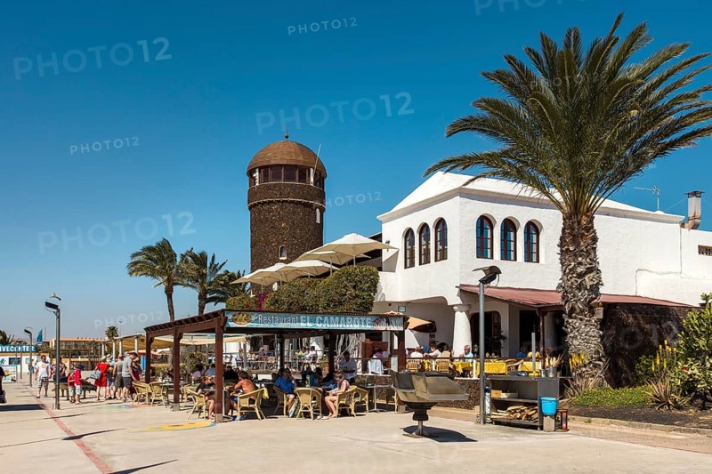 Sidewalk cafe at the port