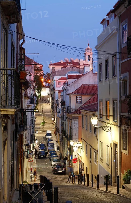 Street Travessa do Cabral in the Bairro Alto at dusk