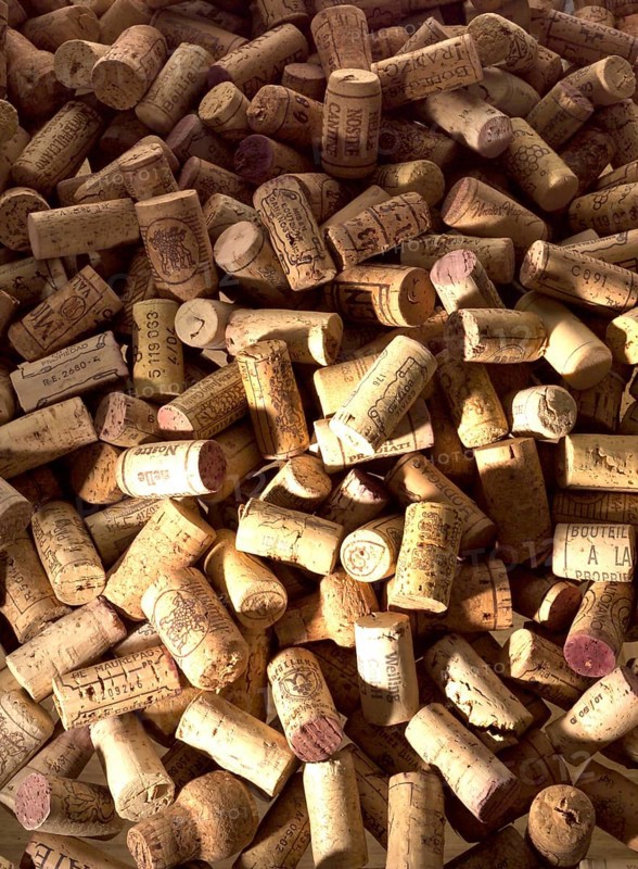 Many wine corks