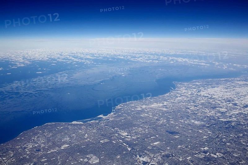 Ice-covered coast of Lake Michigan between Milwaukee