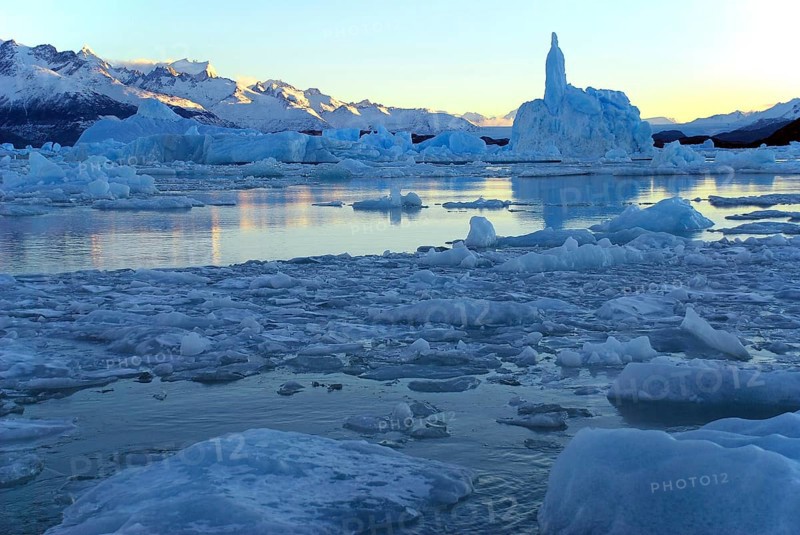 Lago Argentino with icebergs at sunrise