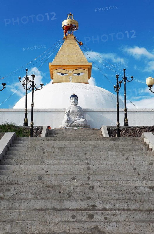 Steps to the stupa in Amarbayasgalant Monastery