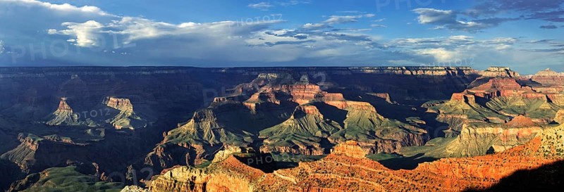 View of the Grand Canyon in the evening light