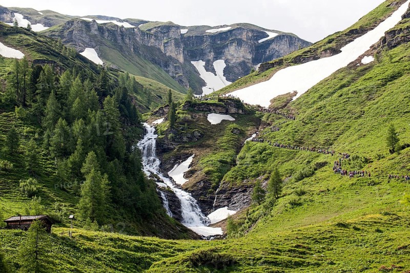 Ascent to the Hochtor pass on the Grossglockner High Alpine Road