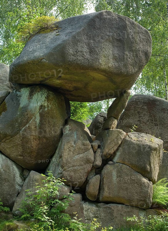 Mausefalle or mousetrap rock formation