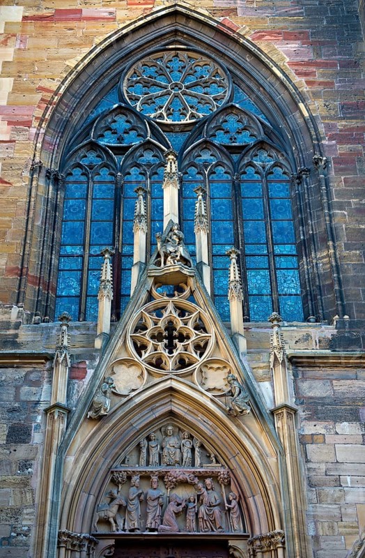 Tympanum of the west facade of St. Martin's Minster