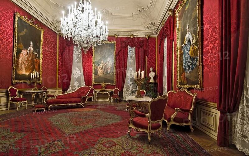 Red Salon, Schonbrunn Palace