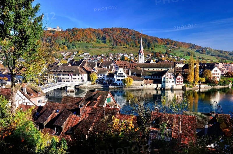 Townview with Hohenklingen Castle in autumn