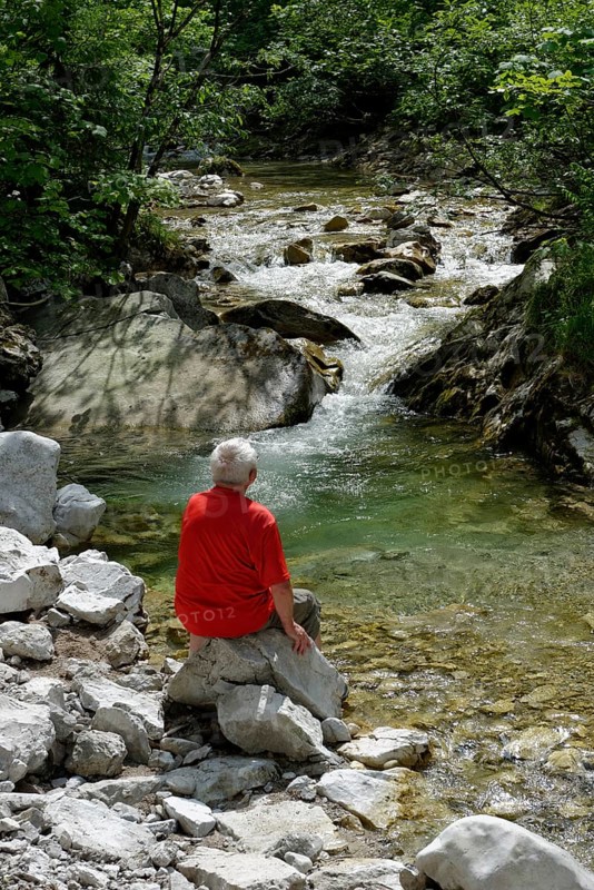 Man sitting in the Schwarzach Gorge