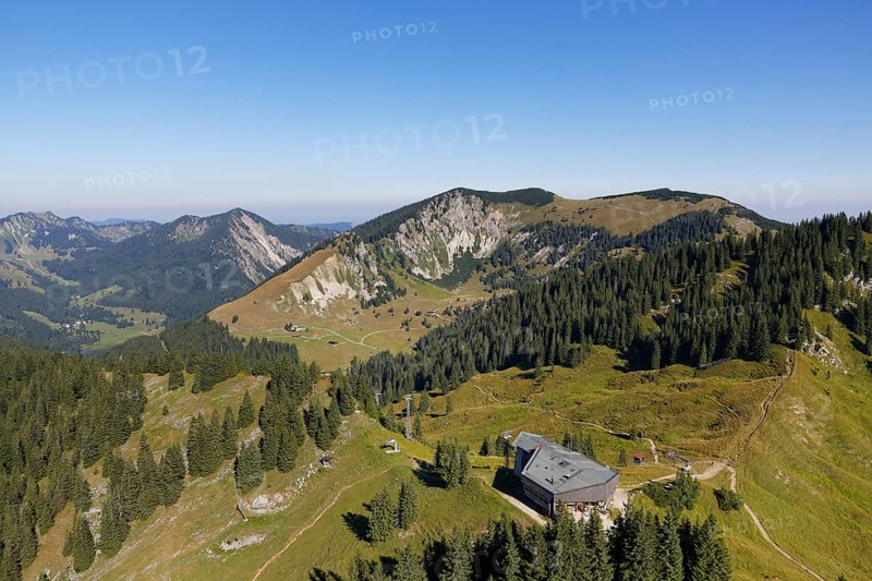 Mt Jagerkamp with the mountain station of the Taubenstein railway