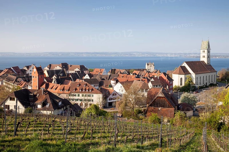 Townscape of Meersburg with the Obertor gate