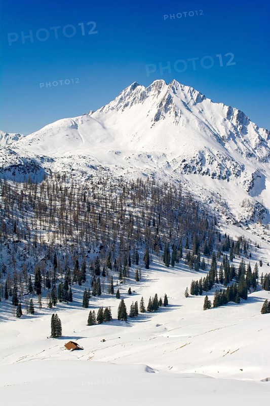 Mondscheinspitze Mountain in winter