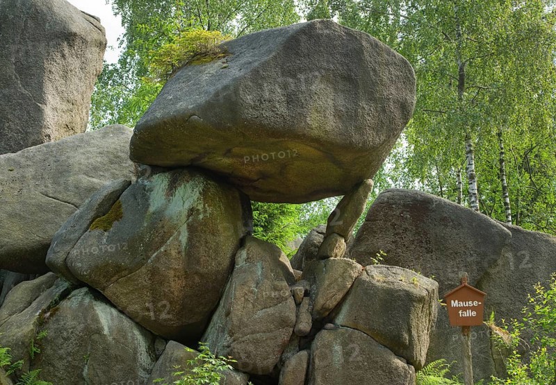 Mausefalle or mousetrap rock formation