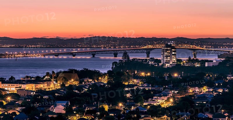 Harbour Bridge at dusk