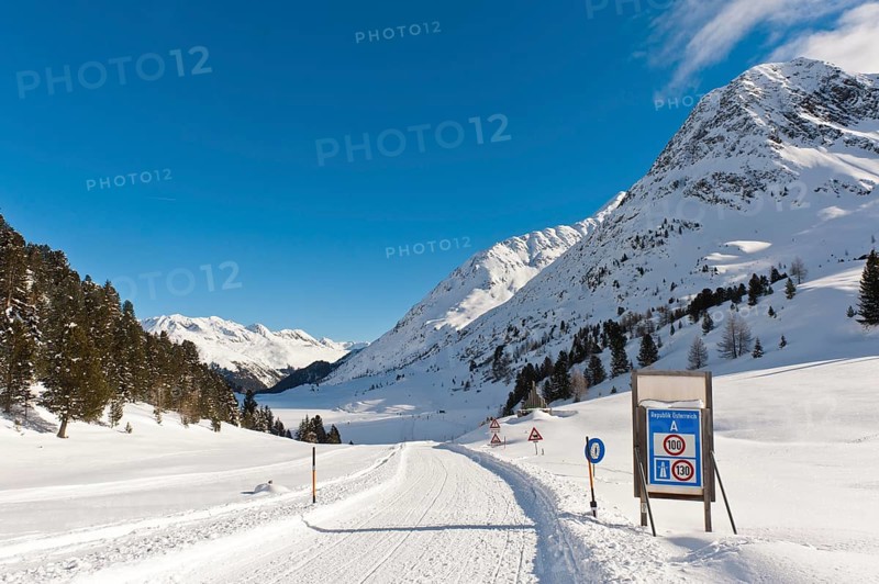 Snow-covered mountain pass of Staller Saddle