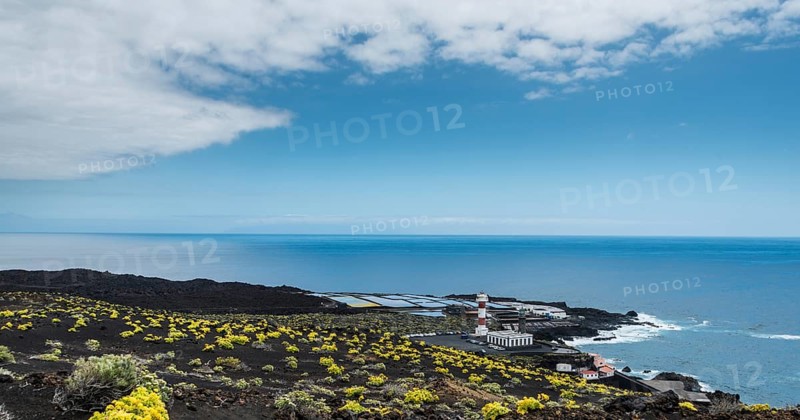Coast with the Salinas Teneguia salt evaporation ponds