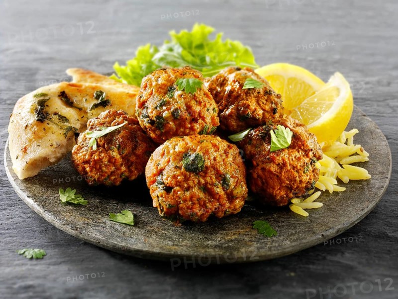 Kofta with naan bread