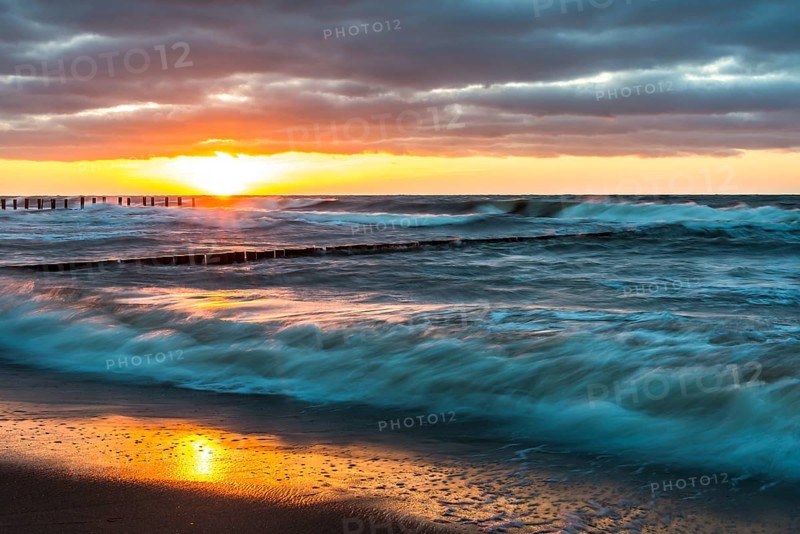 Breakwaters or groynes