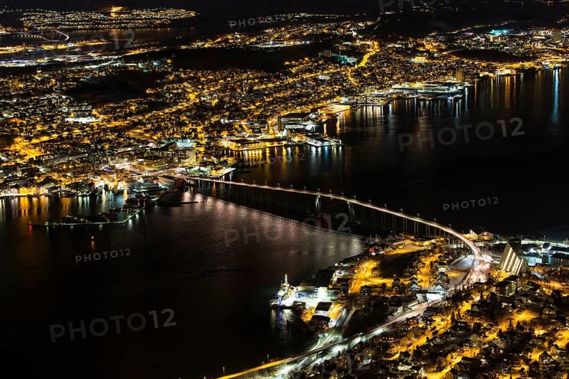 View from Fjellheisen to the Arctic Cathedral and the car bridge at night