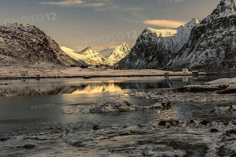 Bo near Flakstad