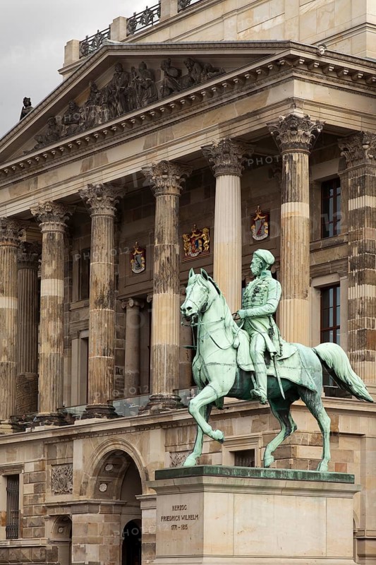 Duke Friedrich Wilhelm Memorial in front of Braunschweig Castle