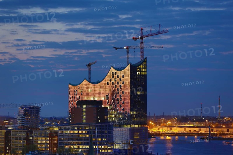 Elbe Philharmonic Hall under construction