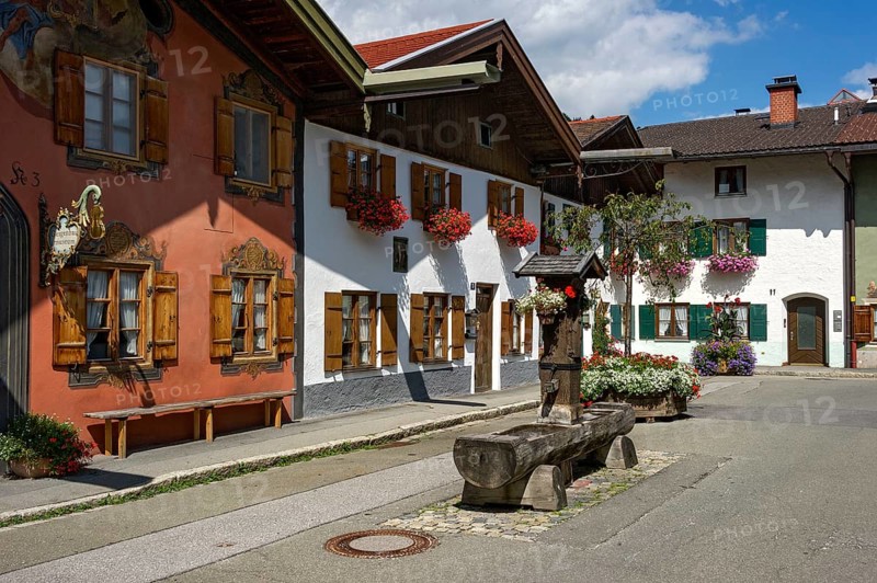 Violin making museum and carved wood fountain