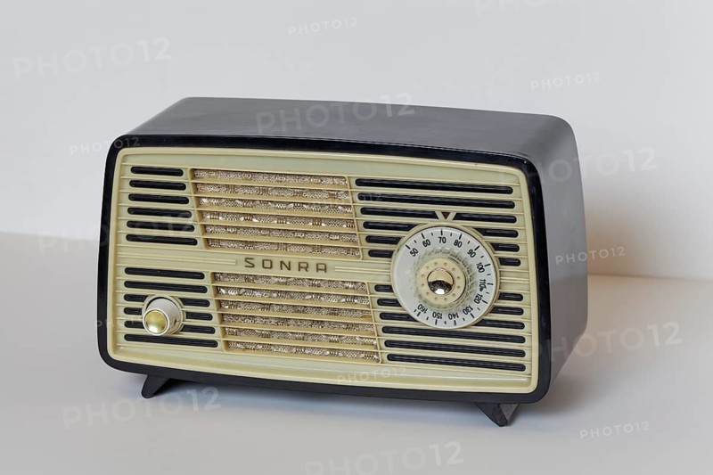 Radio of the GDR brand Sonra from 1950