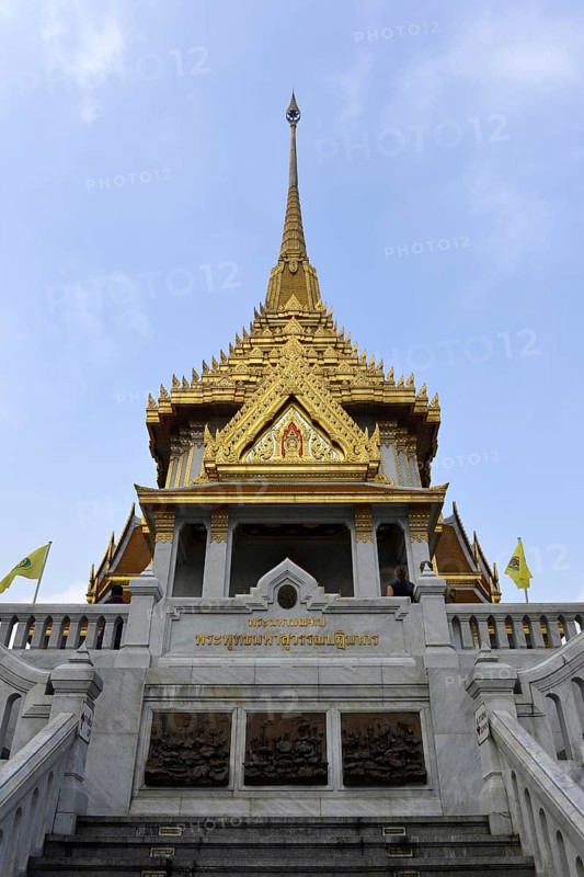 Temple of the Golden Buddha or Wat Traimit