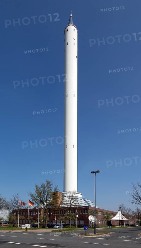 Drop tower for experiments in zero gravity
