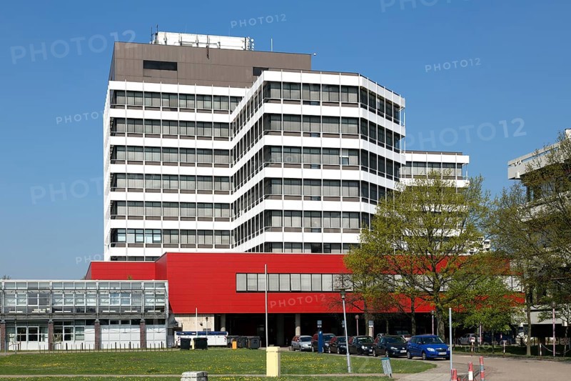 Multi-purpose high-rise building