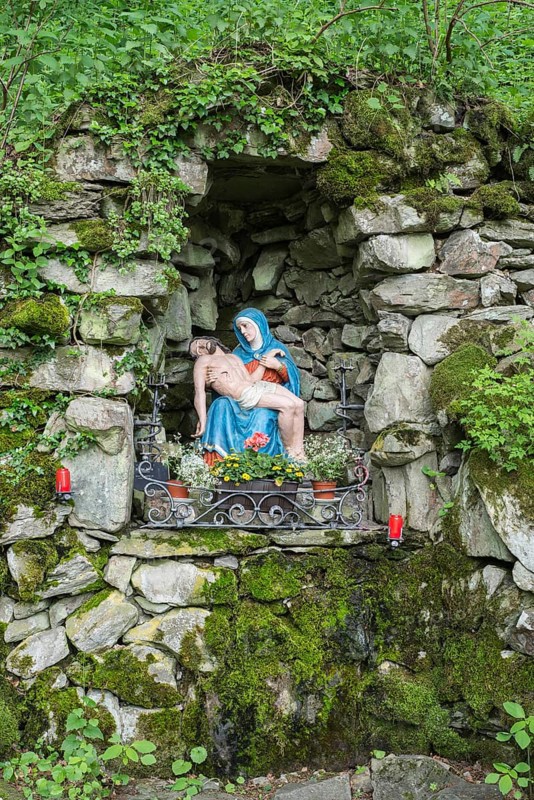Wayside shrine between basalt blocks