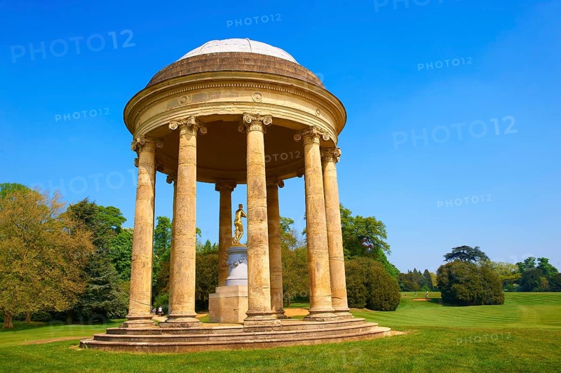 The rotunda of Venus in the English landscape gardens of Stowe