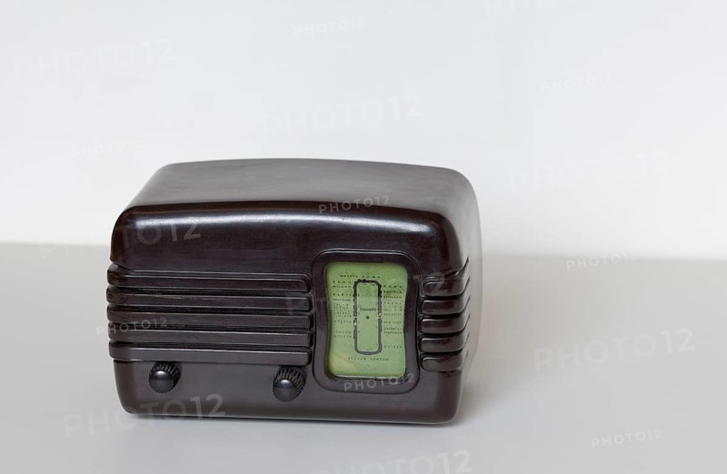 Miniature radio of the brand Elektra from 1949