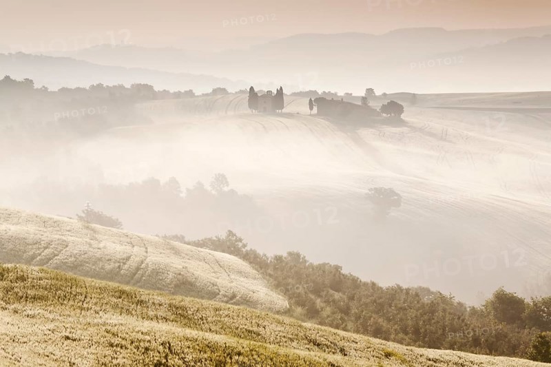Cappella di Vitaleta in the morning mist