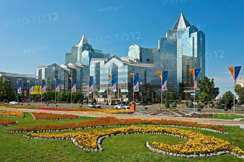 Nurly Tau Business Centre on Al-Farabi Avenue