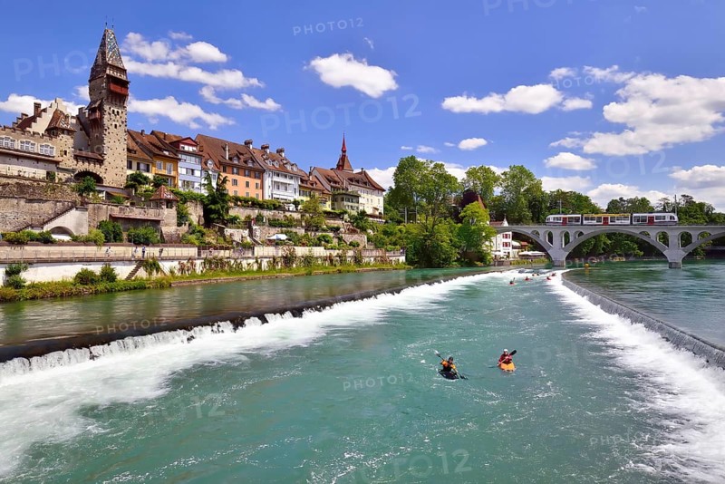 Bremgarten with canoeists on the Reuss River